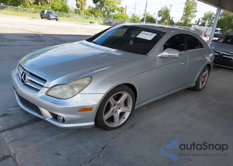 2009 Mercedes-Benz Cls 550 z USA, uszkodzony, nr VIN WDDDJ72X89A143938